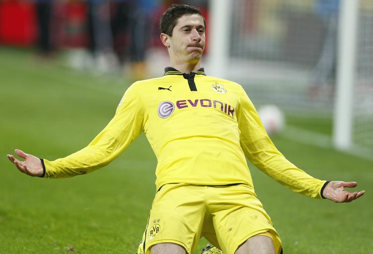 Matchvinder. Med scoringen til 3-2 sendte Robert Lewandowski Borussia Dortmund op på andenpladsen. 