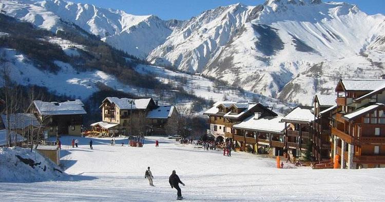 GRYDEN. St. Martin de Belleville putter sig i bunden af gryden her. Hvilket betyder en del lifttid om morgenen. Til gengæld kan man glæde sig over en rolig nedfart i eftermiddagssolen uden at skulle nå flere lifter. 