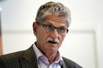 Waterfront. Mogens Lykketoft ønsker en eller anden form for etiske regler for lobbyisterne på Christiansborg. 