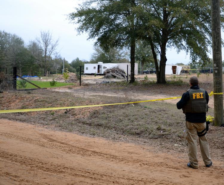 Forberedt. Den 65-årige vietnamveteran var klar til kamp med flere hjemmelavede bomber i den bunker, hvor han forskansede sig i flere døgn, før FBI rykkede ind og dræbte gidseltageren. 