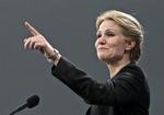 Showtime. Hun bliver ved med at stå fast på sin milliard, og Holland er med Thorning, selv om statsministeren advarer om, at vi står ret alene med vores krav. Her er hun til tirsdagspressemødet i Statsministeriet. 