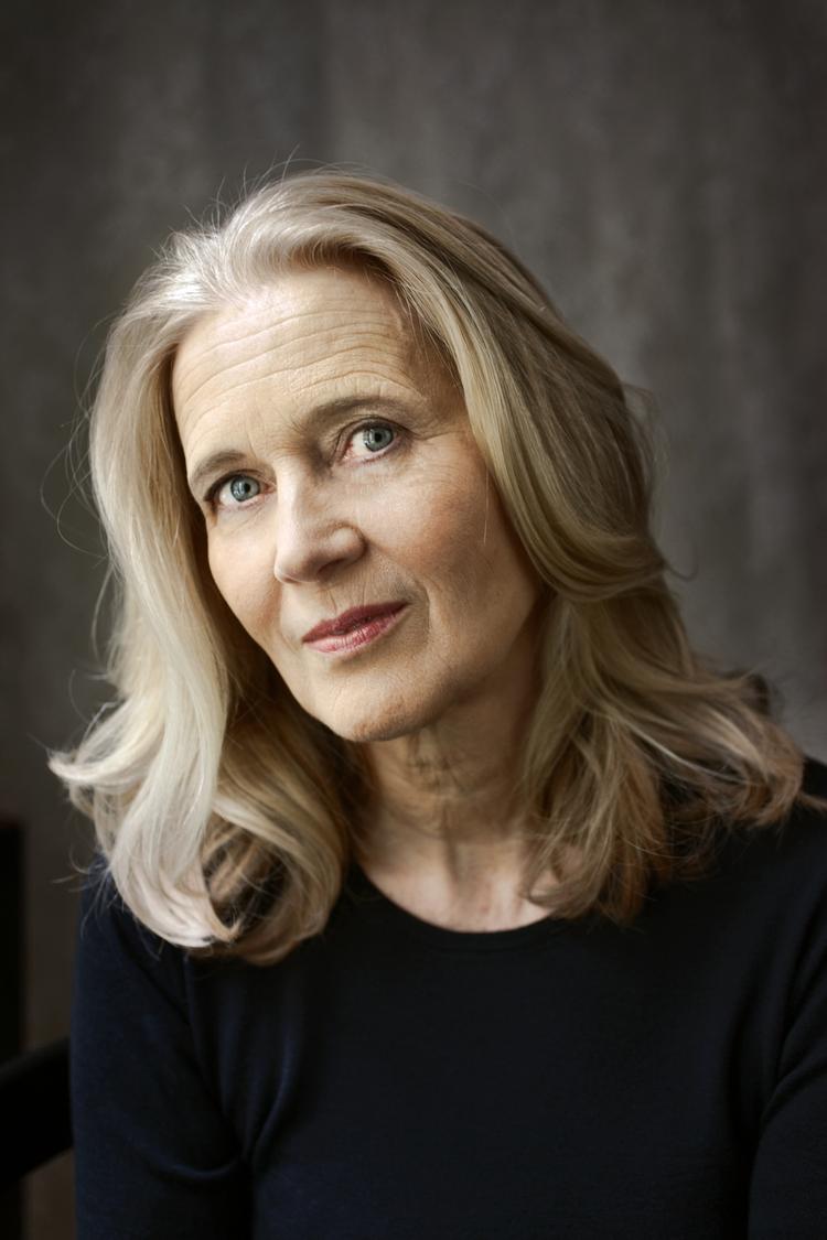 Gennemført. Katarina Frostensons blik på verden er skarpt, originalt og helende. 