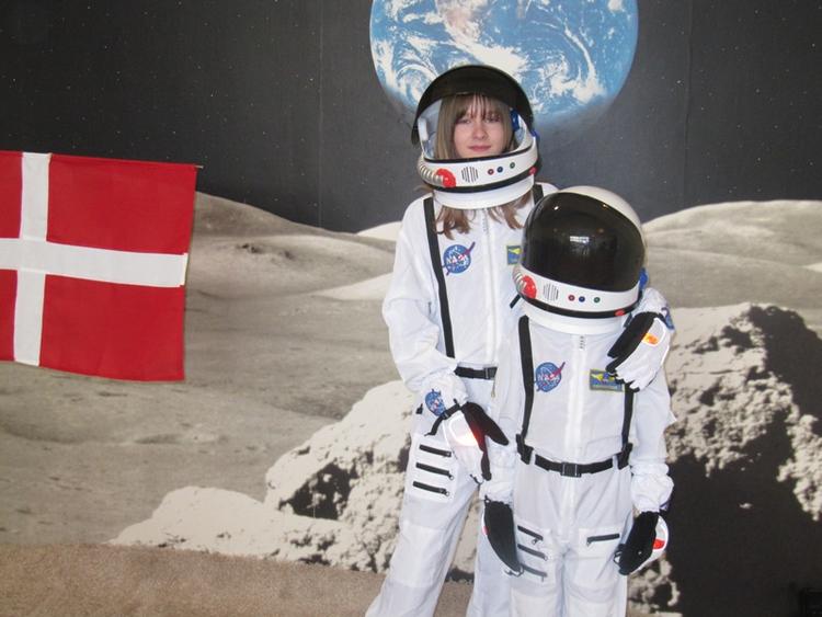 Stjernerejsende. Udlev drømmen en rejse i rummet, når Steno Museet inviterer til temadage om Mars i vinterferien, hvor besøgende bland andet kan prøve at iføre sig en rumdragt. 