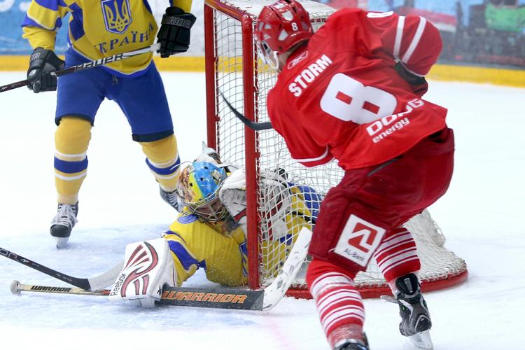 Besejret. Danmark slog Ukraine 2-0 i OL-kvalifikationsturneringen i ishockey. 
