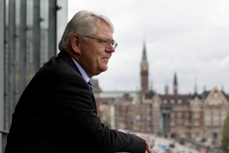 Fortiet. Rødovres borgmester, socialdemokraten Erik Nielsen(billedet), der også er formand for Kommunernes Landsforening, har fortiet planer om at bygge et højhus i Rødovre. 