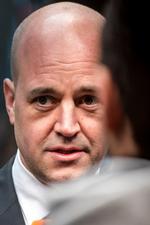 Budgetkrig. Fredrik Reinfeldt risikerer at stå tilbage med sorteper, hvis Sverige får skåret drastisk i sin rabat på EU-indbetalingerne. 
