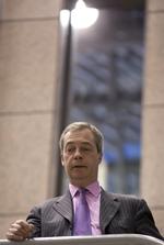 opbakning. Den britiske EU-modstander Nigel Farage er på Danmarks side i kampen om rabatterne på EU's budget. 