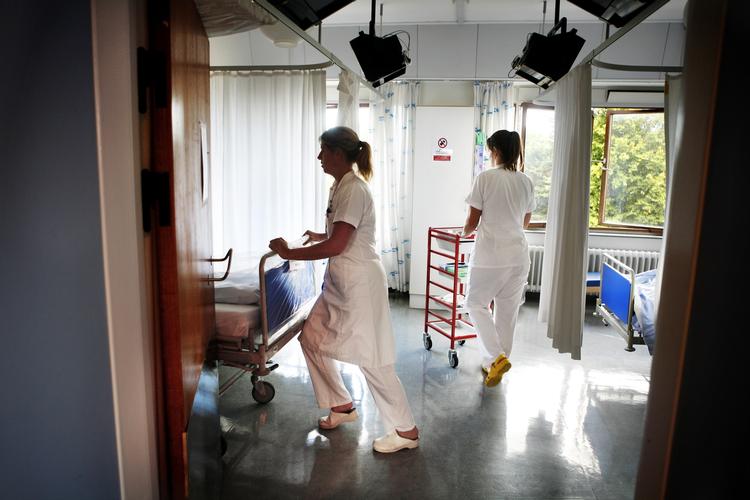 ÅRSOPGØRELSE: Det er blandt andet sygehuspersonalet, der er forsikret af PenSam Liv, og som ikke har modtaget deres årsopgørelser i tide. 