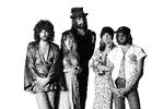 Return. Fleetwood Mac har netop genudgivet hovedværket 'Rumours', og til sommer spiller de en række koncerter i Storbritannien. 18. oktober gæster bandet Herning. 