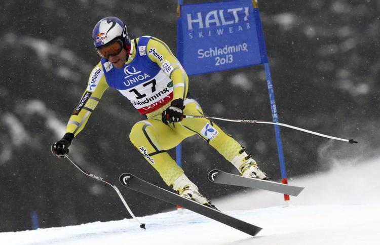 fartdjævel. Aksel Lund Svindal på vej ned ad løjpen under dagens styrtløb, hvor nordmanden vandt guldet. 