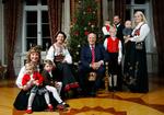 Medier. Norges kongefamilie med kong Harald i spidsen tager afstand fra  ugebladet Se og Hørs metoder. 