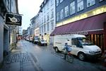 Dyrt. Lejepriserne på forretningslokaler i Kronprinsensgade stiger med op til 300 procent. Det samme gælder den tilstødende Pilestræde. 