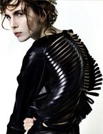 Brynje. Duoen Vilsbøl De Arce er et godt eksempel på, at ikke al skandinavisk mode er minimalistisk. Der er også plads til at folde sig mere avantgardistisk ud. 