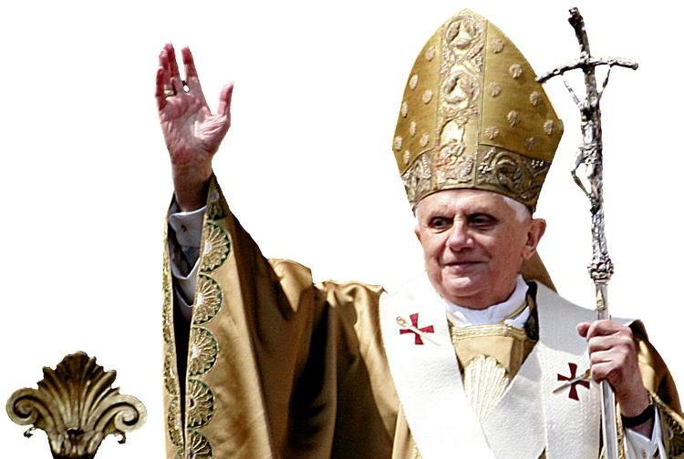 Exit. Den tysk-fødte pave blev indsat som den katolske kirkes øverste leder i 2005. Han afløste pave Johannes Paul II, der døde samme år. 
