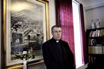 Vellidt. Pave Benedikt XVI vil blive husket som en stor teolog, siger den danske katolske biskop Czeslaw Kozon. 