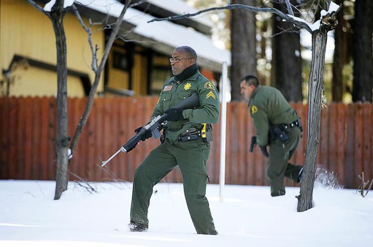 Menneskejagt. Politi og  specialstyrker er sat talstærkt ind i  eftersøgningen af Christopher Dorner. 