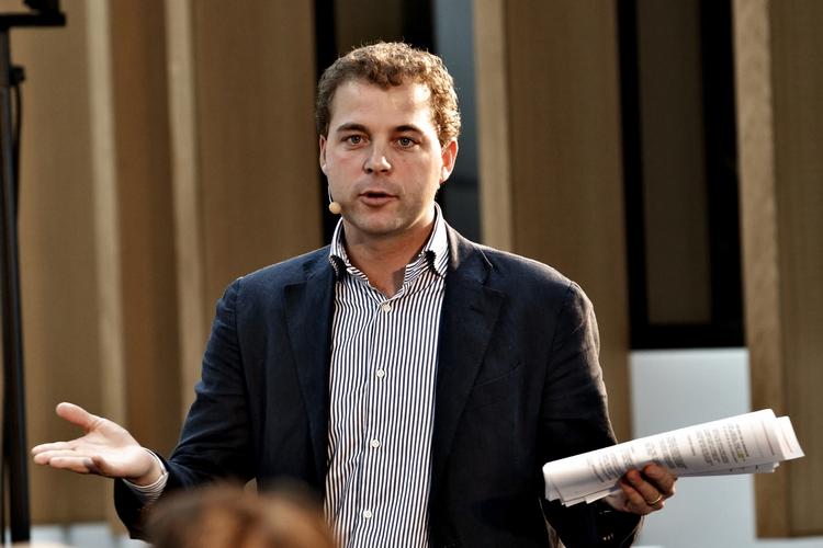 SU. Uddannelsesministeren kritiserer Dansk Folkeparti for holdningsskift i SU-kurs. 
