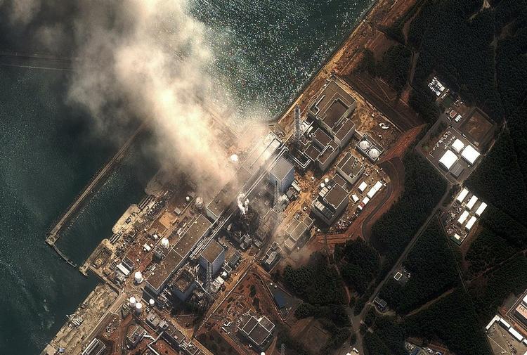 Ulykke. I marts 2011 blev Fukushima-kraftværket i Japan ramt af en tsunami. Japanske journalister har siden haft svært ved at få oplysninger om ulykken og derfor falder Japan drastisk på årets liste over pressefrihed fra Journalister uden Grænser. 