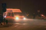 Flystyrt. En ambulance ankommer til lufthavnen i Donetsk. 