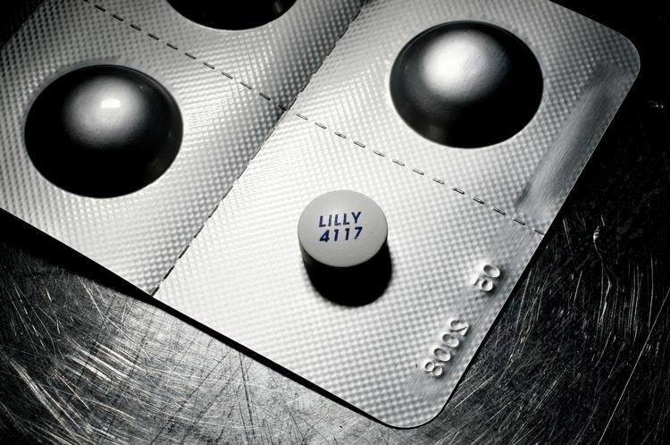 medicin. Det kan være farligt, hvis patienter på de lukkede afdelinger tager ekstra doser medicin, ud over de mængder personalet giver dem. Pillerne på billedet har intet med de konkrete sager at gøre. (arkivfoto) 