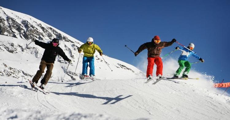 OBS. 10.000 danskere kom til skade på skiferien i sidste sæson. 