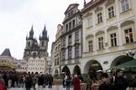 VINTERFERIE. Tusindvis af danske gymnasieelever holder ferie i Prag i uge 7 og 8. To gange i denne uge er ferien blevet afbrudt af knivstikkeri. 