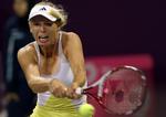 Vinder. Caroline Wozniacki er i gang med en god uge under varmere himmelstrøg. Her er hun i aktion forleden. 