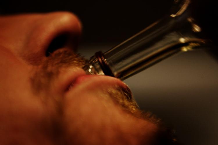 Alkohol er et kræftfremkaldende stof. Det er helt åbenbart, men folk ser det bare ikke, siger undersøgelsens forfatter. 
