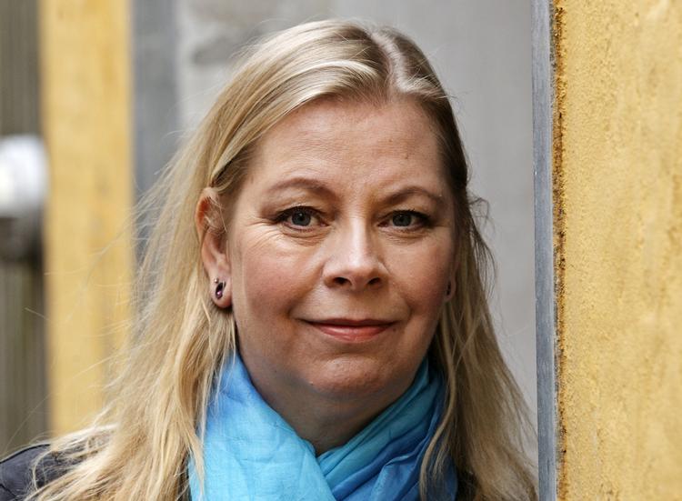 Debattør. Trine Villemann slår ned, når kongehuset fejler og forældrene blamerer sig. 