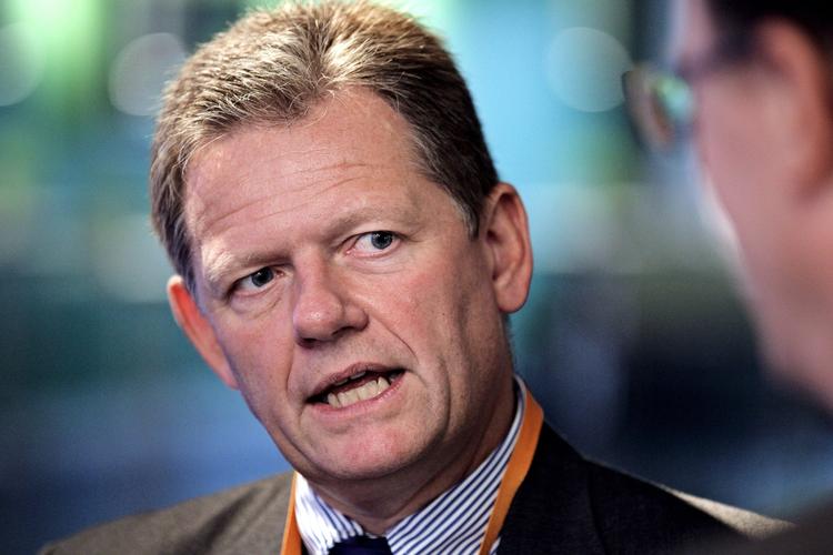 EU. De konservative og partiformand Lars Barfoed står bag den danske regerings krav om at Danmark skal have en rabat på en milliard kroner på indbetalingerne til EU. 