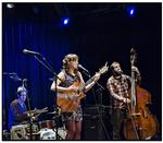 Ung. Becca Stevens og orkesteret strålede af spillelyst og ungdom, da de besøgte København i torsdags. 
