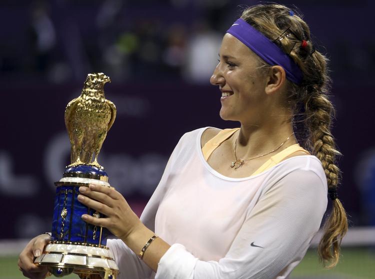 detroniseret. Et sejrstrofæ og en andenpladsen har Viktoria Azarenka med sig, når hun forlader Doha. 