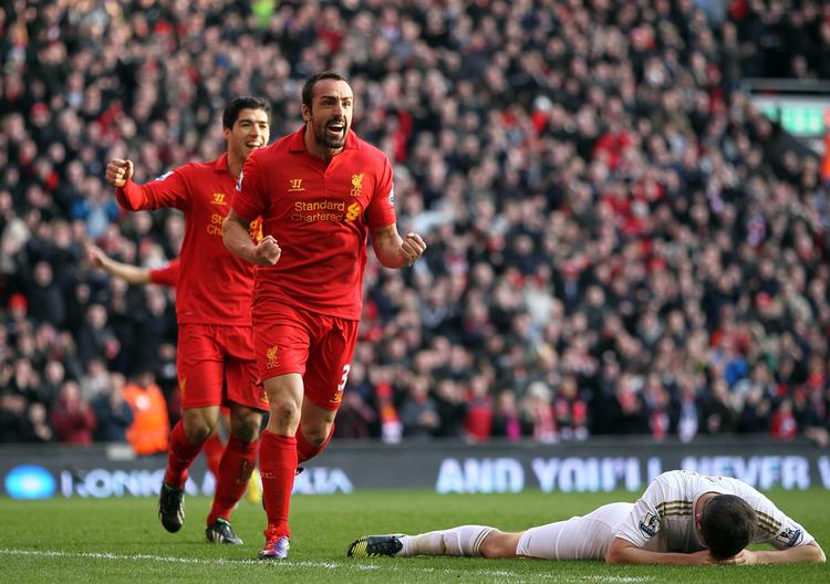 perlemål. Med en hælaflevering i opspillet bidrog målscoreren Sanchez Jose Enrique selv til at gøre målet til 3-0 helt specielt. 