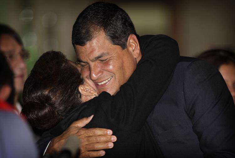 SEJRSSIKKER. Selvom alle stemmer endnu ikke er talt op, er Rafael Correa sikker på, at han skal være præsident for Ecuador i endnu en periode. 