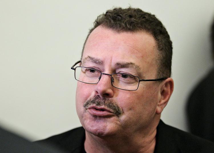 debat. Enhedslistens gruppeformand Per Clausen vil gerne diskutere ytringsfrihed, hvis han ellers bliver inviteret. (arkivfoto) 