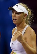 form. Caroline Wozniacki er ved at finde storspillet frem igen efter en lidt træg indledning på sæsonen. 
