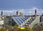 Arkitektpolemik. Er Industriens Hus svævende elegant eller endnu et bidrag til moderne tiders selvhævdende spektakelarkitektur? 