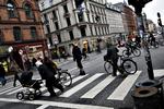 Succes. 20 procent flere cykler hver dag over Dronning Louises Bro, og 60 procent flere fodgængere går ad Nørrebrogade efter omlægningen af trafikken. 