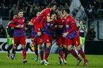 SKÆBNEHOLDET. I gruppespillet gik Steaua Bukarest på bekostning af bl.a. FC København og nu har den rumænske klub sendte yderligere fire danskere ud af Europa League. 