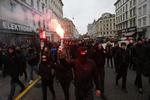 Demonstration. En højreorienteret anti-muslimsk forening demonstrerer i dag i København i forsvar for jøderne. Det har fået aktivister fra den yderste venstrefløj på gaden i protest på, hvad de kalder »racister«. 
