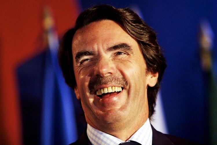 Tillid. Trods belastende sager omkring ham har spanierne stadig tillid til José Maria Aznar. 