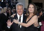 Dustin Hoffman og hustruen Lisa Hoffman. 