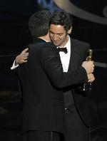 Oscar. »Oh boy! Mange tak. Tak til akademiet og tak til en af de bedste sangere nogensinde, Rodriquez«, lød det bl.a. fra Malik Bendjelloul, efter superstjernen Ben Affleck havde overrakt ham den eftertragtede statuette. 