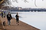 LYS. Solens stråler vil i den kommende uge få det til at føles som om, foråret er på vej. 