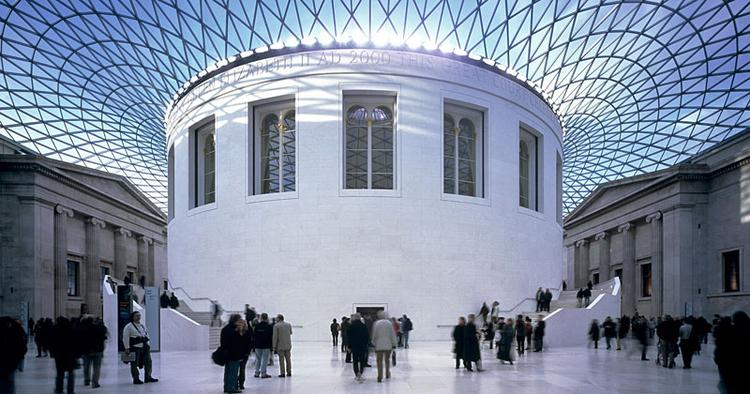 GRATIS. I London er gratis adgang til mange museer, blandt andet Britisk Museum her, og derfor kan i mange tilfælde ikke betale sig at købe et London Pass, som koster 830 kroner for tre dage. (Arkivfoto) 