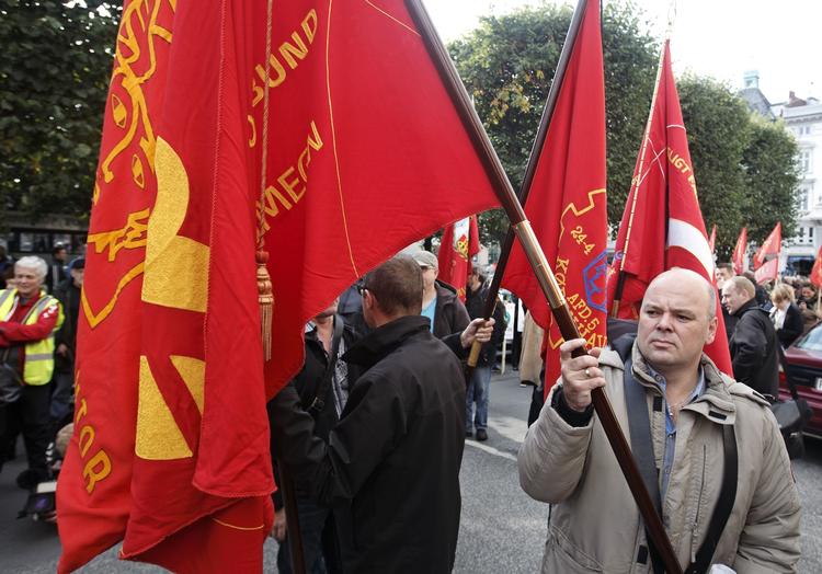 nedtur. Det er især de lavtuddannedes forbund der mister medlemmer. 