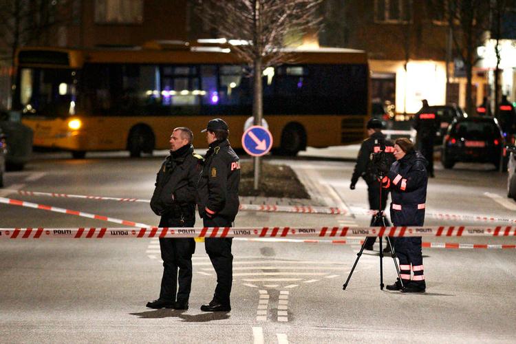 Bandekrig. Københavns Kommune indskærper nu over for skole- og klyngeledere, at der er nultolerance over for bandesymboler. 