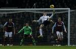 Mål. Et minut inde i tillægstidenscorede Tottenham til 3-2-sejr over West Ham. 