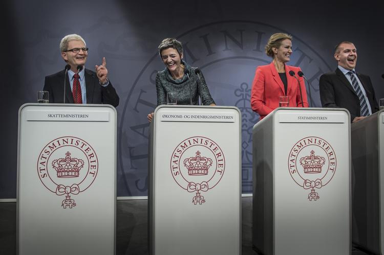 Kritik. Regeringens vækstplan, der blev fremlagt af regeringens økonomiske ministre i tirsdag, har ikke meget med SF-politik at gøre, mener mange i SF's bagland. 