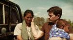 Spænding. Relationen mellem den danske diplomat Morten (Morten Hauch-Fausbøll) og den cambodjanske Leng (Nutsaporn Swasdiprom) er  omdrejningspunktet for 'Bødlen'. 